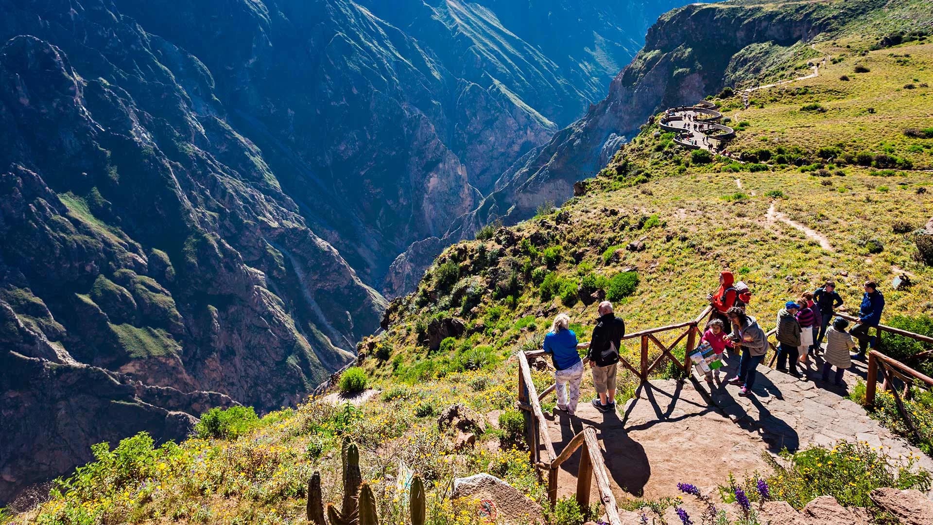 CAÑON COLCA 2D/1N