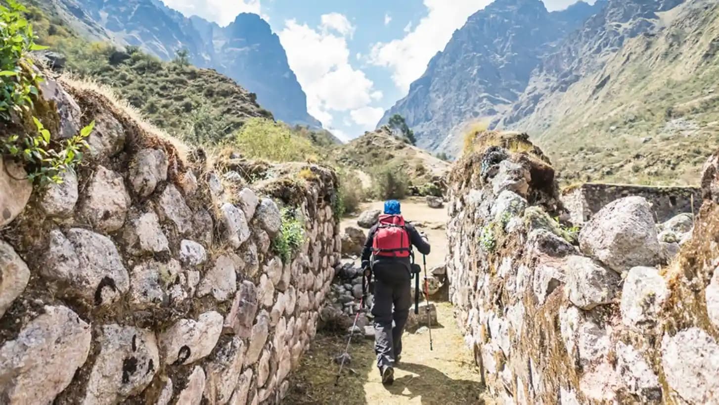 LARES TREK 4 DÍAS