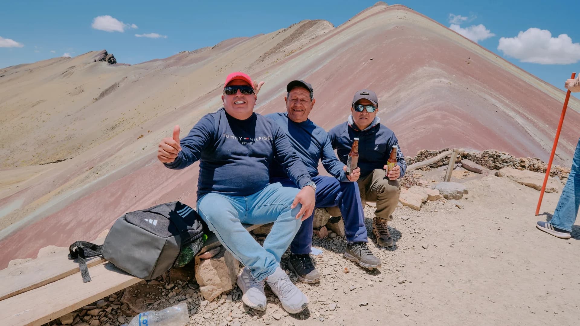 MONTAÑA DE COLORES EN CUATRIMOTO