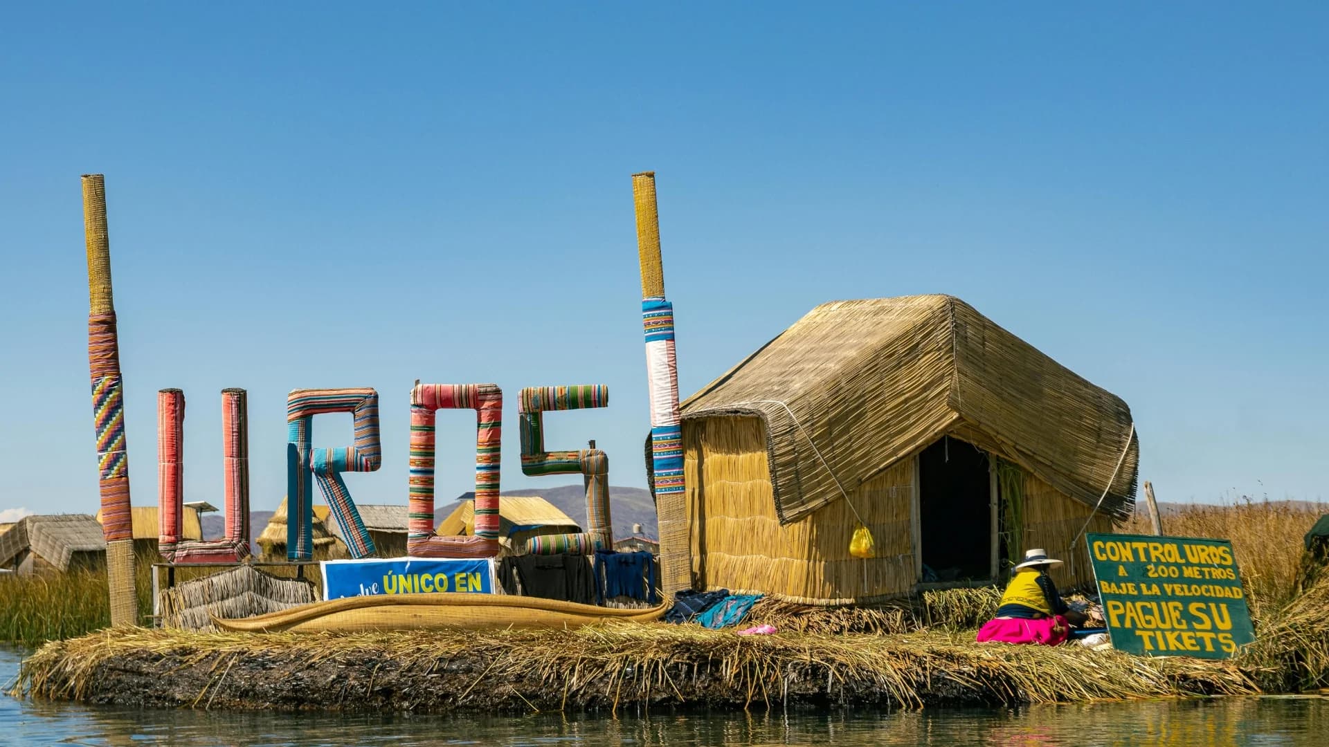 TOUR UROS - AMANTANI+TAQUILE