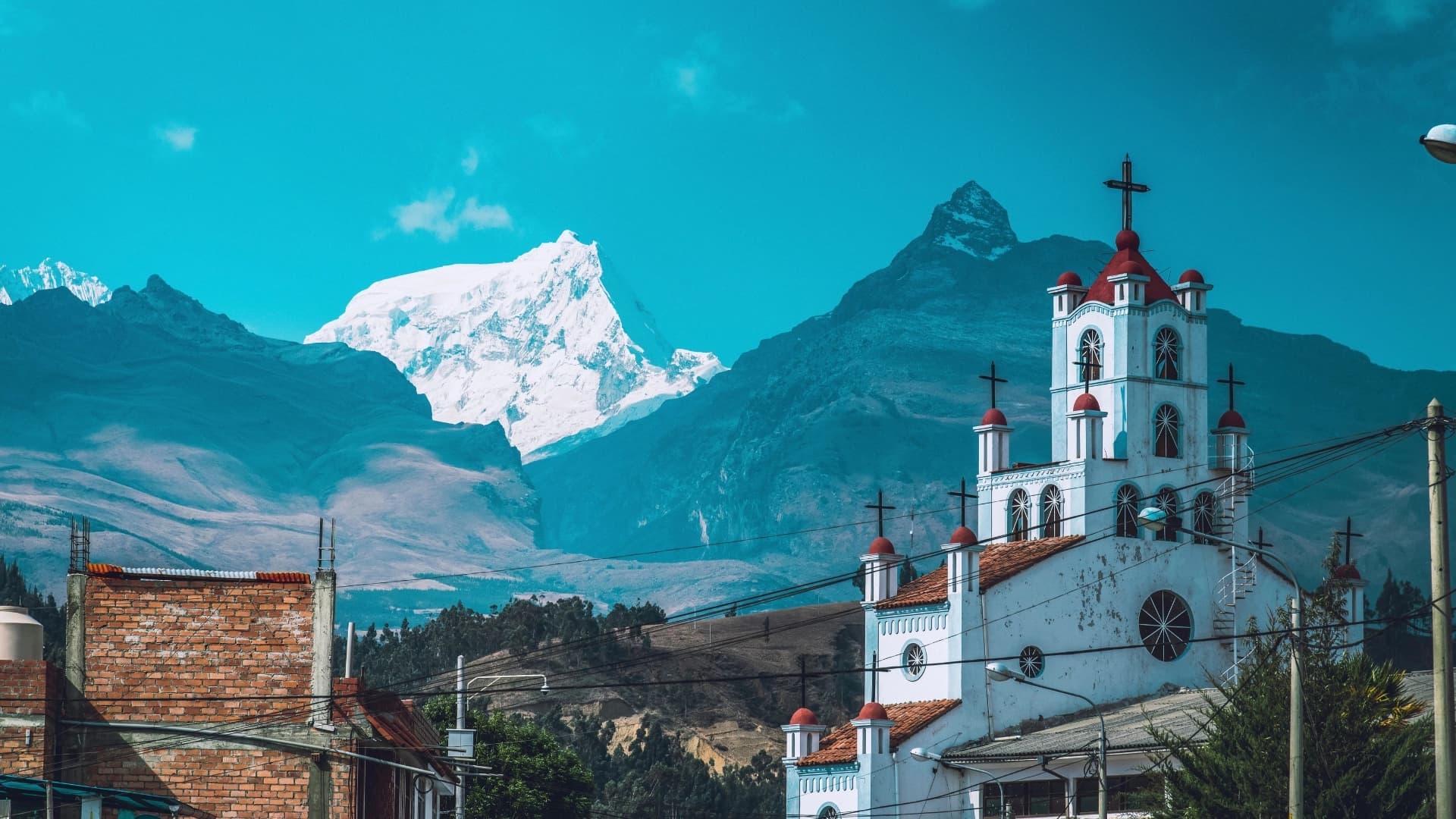 Huaraz City Tour (Half Day) | Main Square, Señor de la Soledad Sanctuary & Rataquenua Viewpoint
