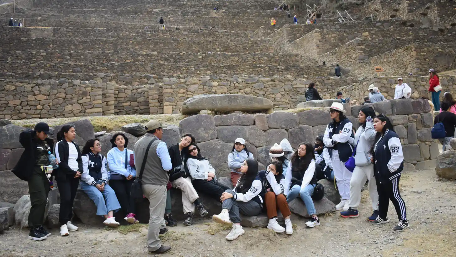 Sacred Valley Day Trip_ Explore Inca Ruins and Villages
