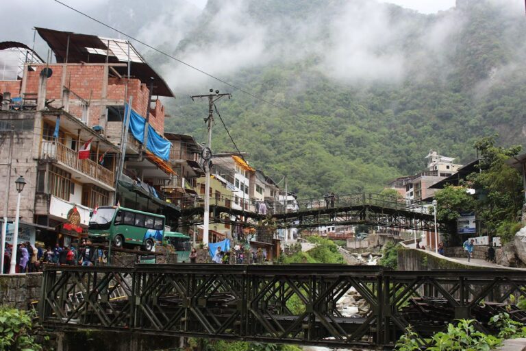 aguas calientes o machupicchu puebleo